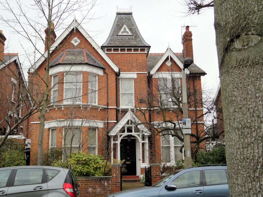 7 holmesdale kew